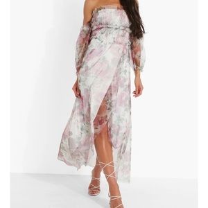 Floral Mesh Ruched Maxi Dress new w/o tags